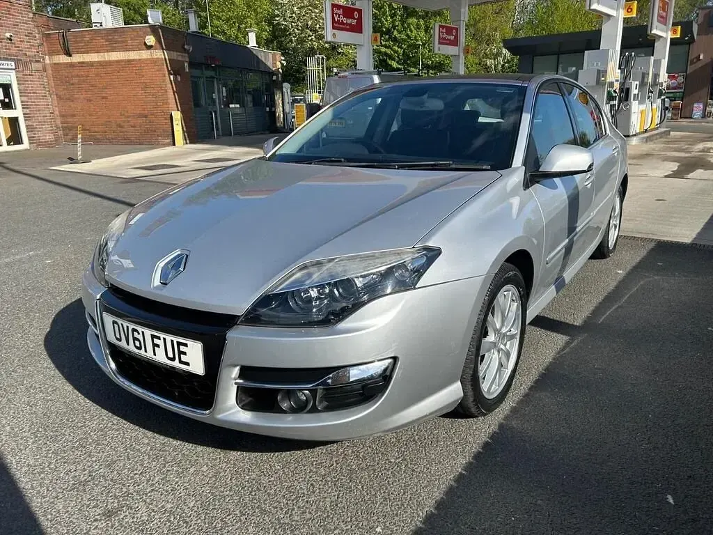 Używany Renault Laguna III Dynamique 2011 Srebrny Hatchback