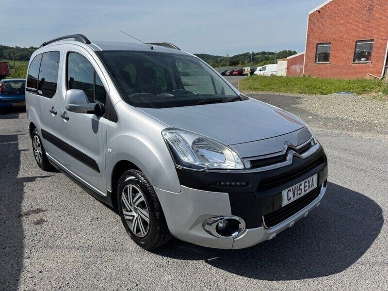Silver Used 2015 Citroën Berlingo XTR MPV | £7,495 (Fair price) - Image 1/4