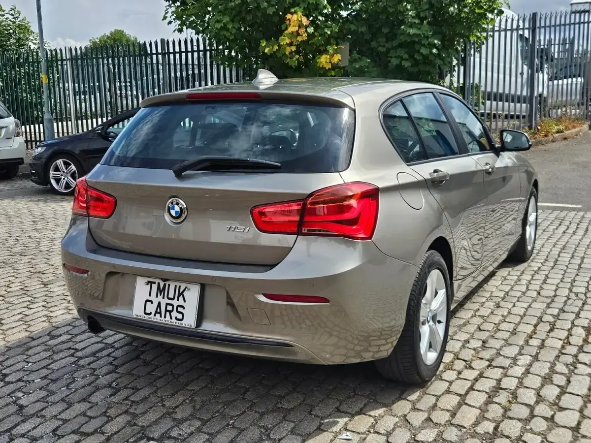 Used BMW 118 2015 Silver Hatchback
