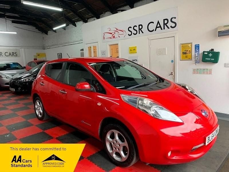Used Nissan Leaf Acenta 80 kW (109 HP) 2014 Red Hatchback