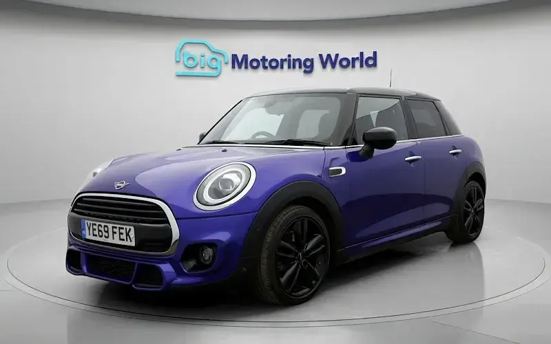 Used Mini Cooper Hatch 136 HP (100 kW) 2019 Blue Hatchback
