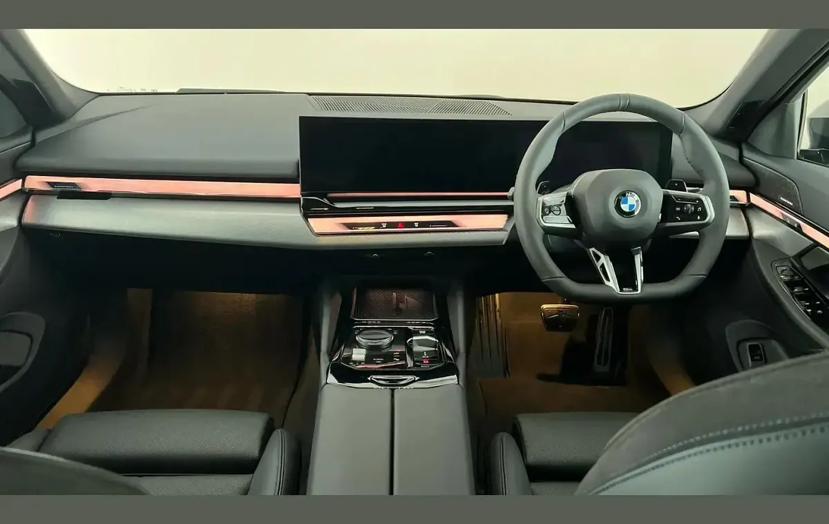 Used BMW 520 M Sport 205 HP (150 kW) 2026 Grey Sedan