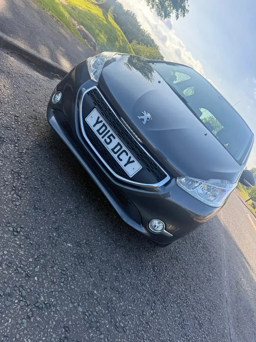 Second-hand Peugeot 208 Active 82 CP (60 kW) 2015 Gri Hatchback