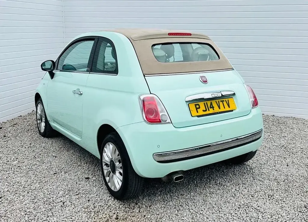 Second-hand Fiat 500 Lounge 69 CP (50 kW) 2014 Verde Cabrio