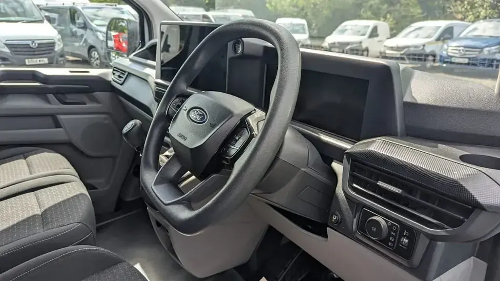 Begagnad Ford Transit Custom 136 HK (100 kW) 2023 Vit Van