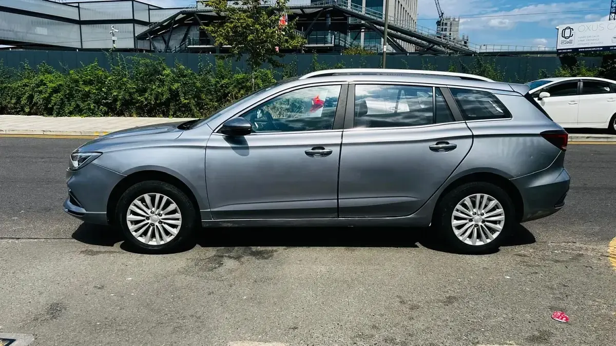 Used MG MG5 EV Exclusive 114 kW (156 HP) 2021 Silver Estate