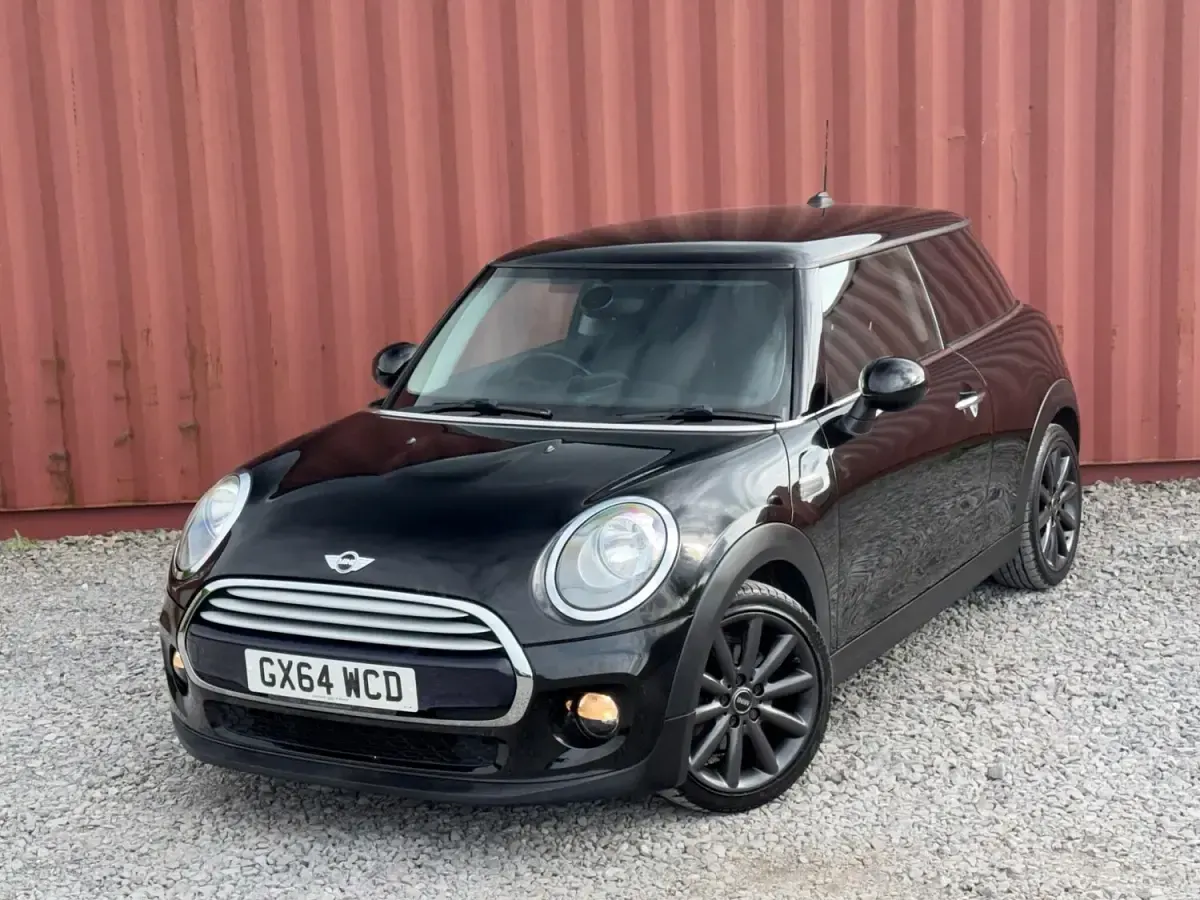 Used Mini Cooper Hatch 136 HP (100 kW) 2014 Black Hatchback