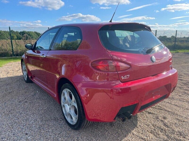 Used Alfa Romeo 147 GTA 250 HP (183 kW) 2005 Red Hatchback