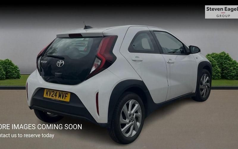 Used Toyota Aygo X PURE 72 HP (52 kW) 2025 SUV