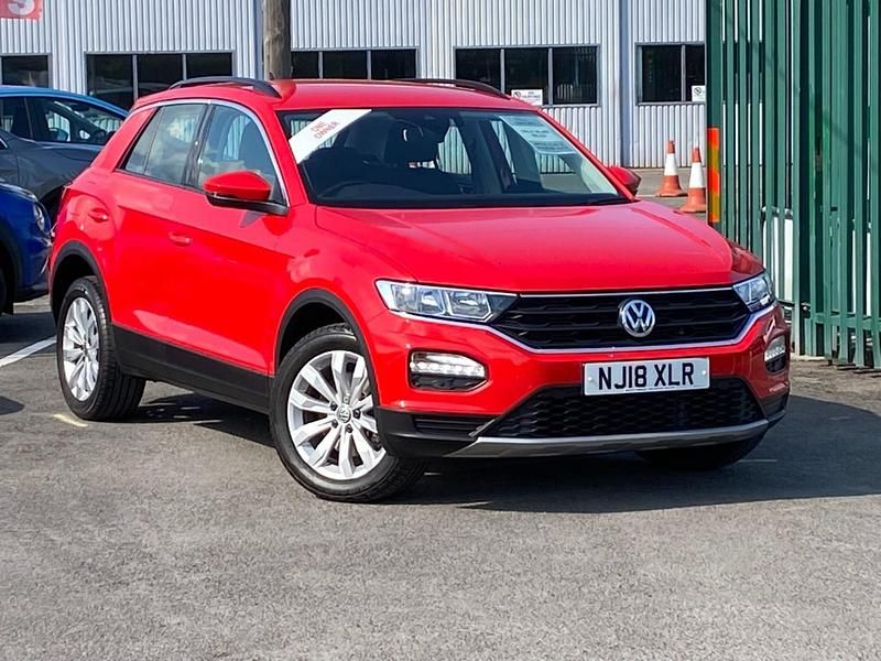 Red Used 2018 VW T-Roc SE SUV | £13,999 (A bit pricey) - Image 1/4