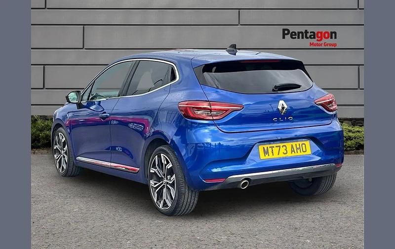 Used Renault Clio V Techno 88 HP (64 kW) 2023 Blue Hatchback
