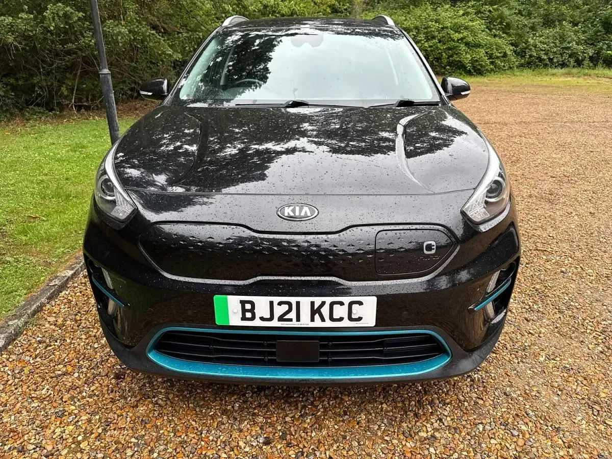 Used Kia Niro 150 kW (204 HP) 2021 Black SUV