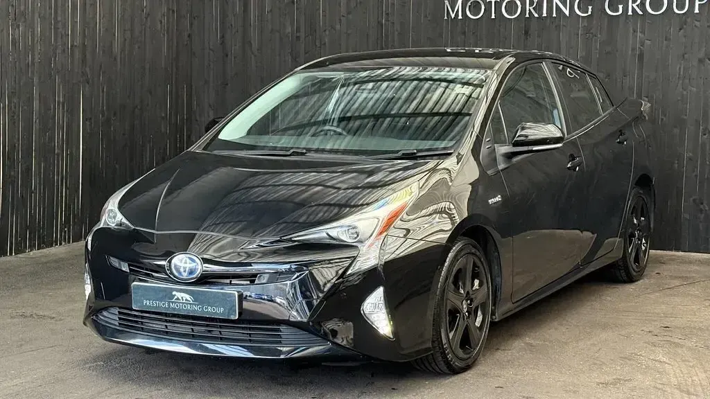 Used Toyota Prius Business Edition 122 HP (89 kW) 2019 Black Hatchback