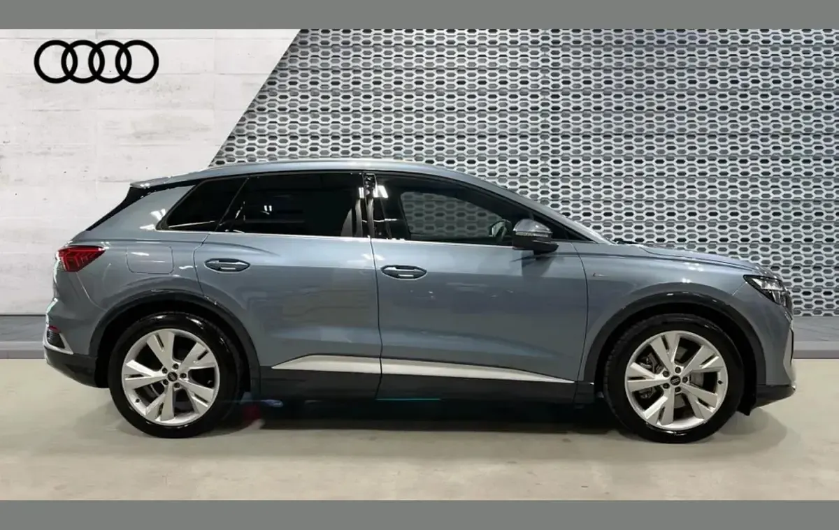 Used Audi Q4 e-tron S-Line 210 kW (286 HP) 2025 Blue SUV