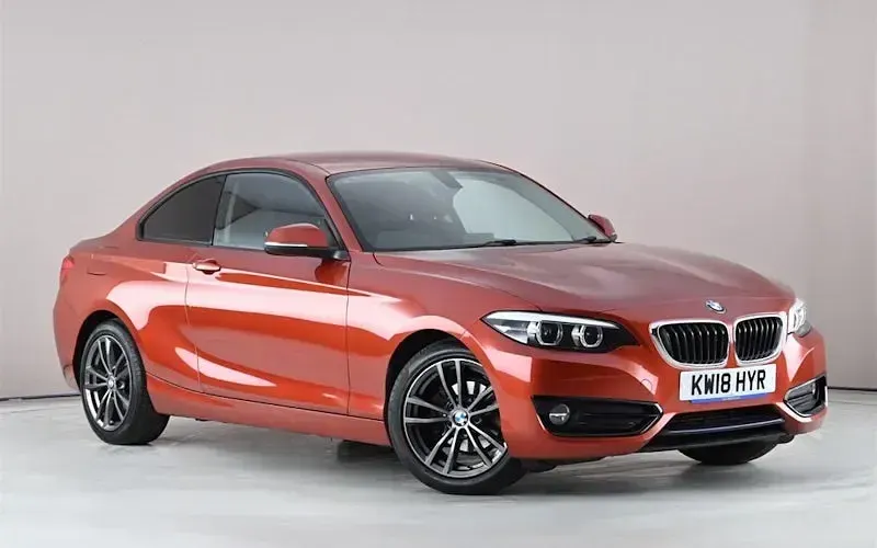 Begagnad BMW 218 Sport Line 136 HK (100 kW) 2020 Sportkupé