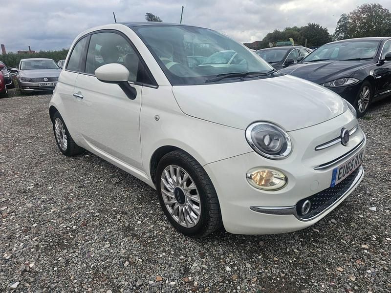 White Used 2015 Fiat 500 Lounge Hatchback | £3,895 (Fair price) - Image 1/4