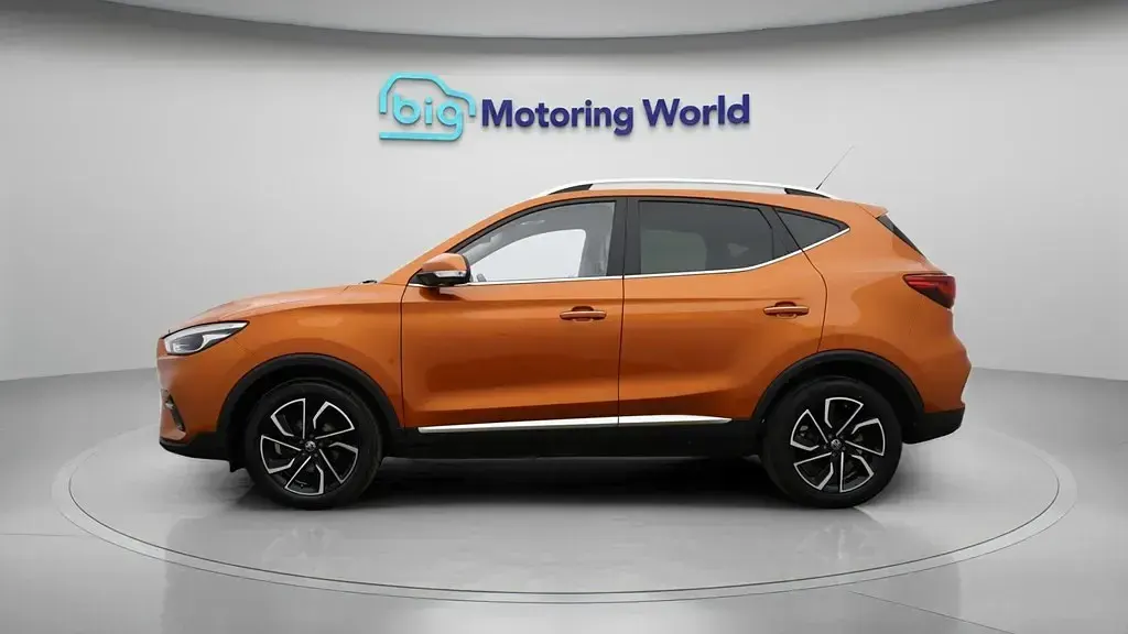 Usado MG ZS 2023 Laranja SUV