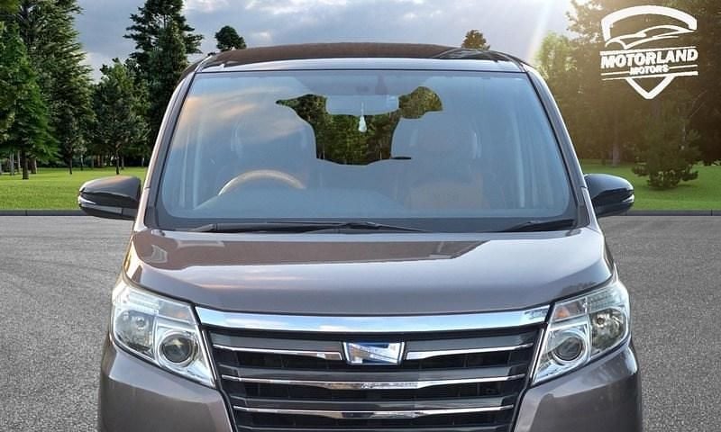 Used Toyota Noah 2014 Brown MPV