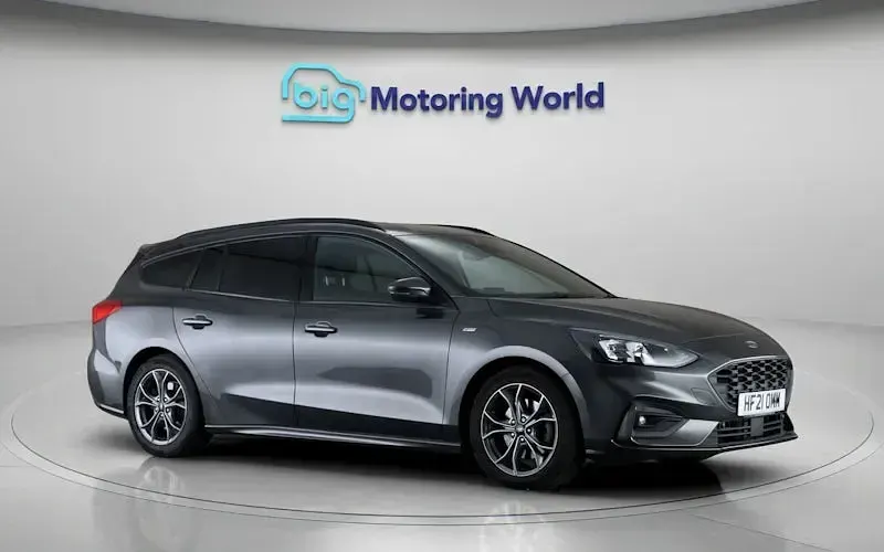 Used Ford Focus ST-Line 125 HP (91 kW) 2021 Grey Estate