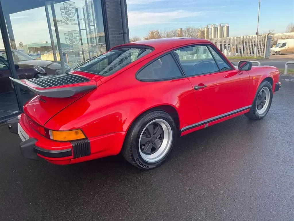 Used Porsche 911 1989 Guards red Coupe
