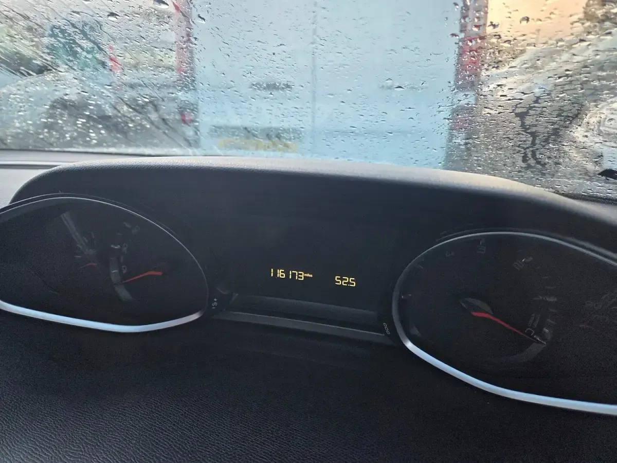 Used Peugeot 308 2020 White Estate