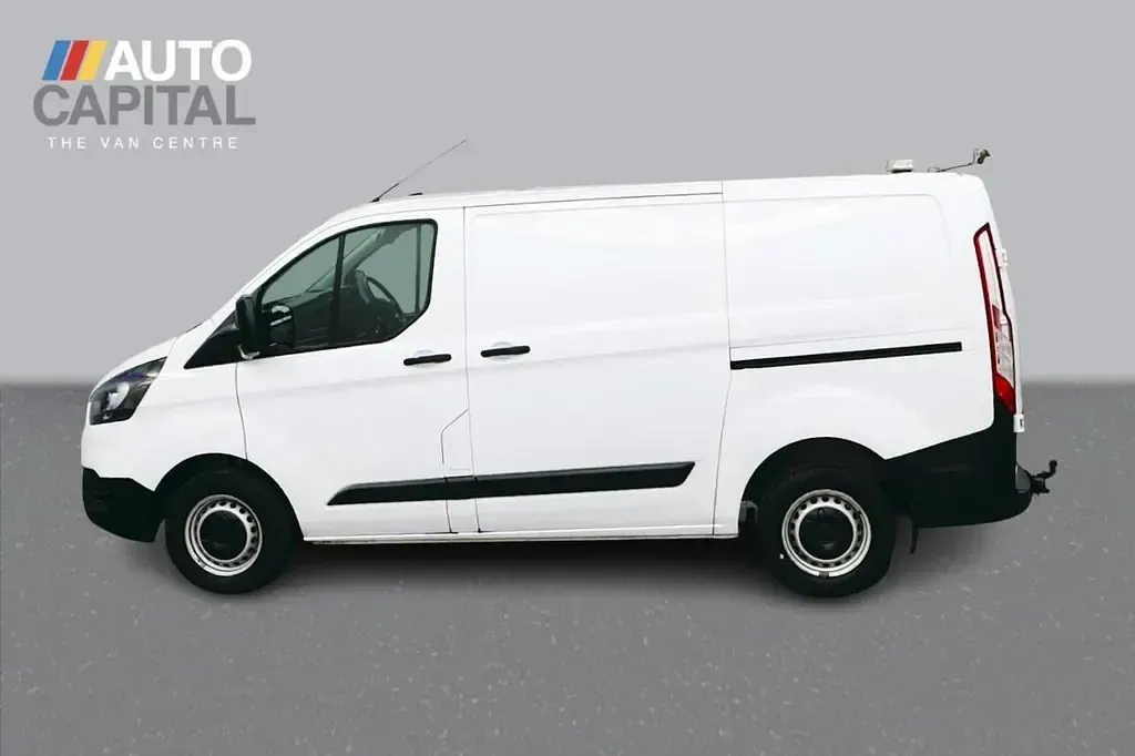 Used Ford Transit Custom 105 HP (77 kW) 2022 White Van