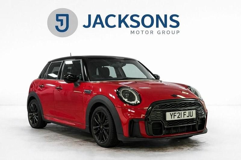 Used Mini Cooper Hatch 136 HP (100 kW) 2021 Red Hatchback