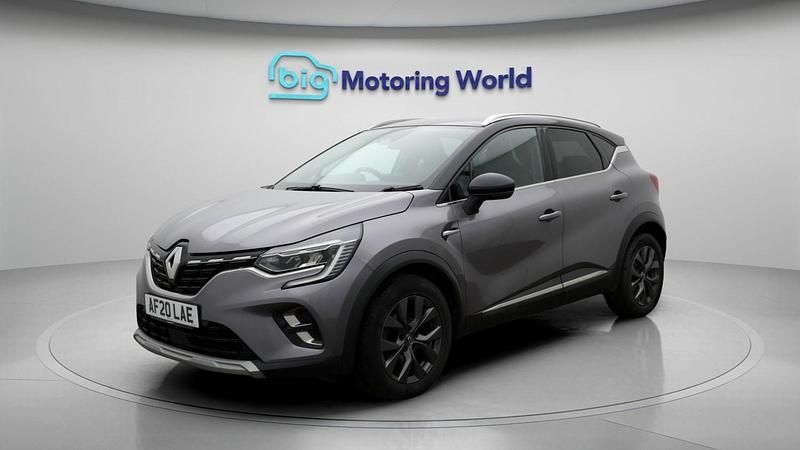 Used Renault Captur Version S 114 HP (83 kW) 2020 Grey/black SUV