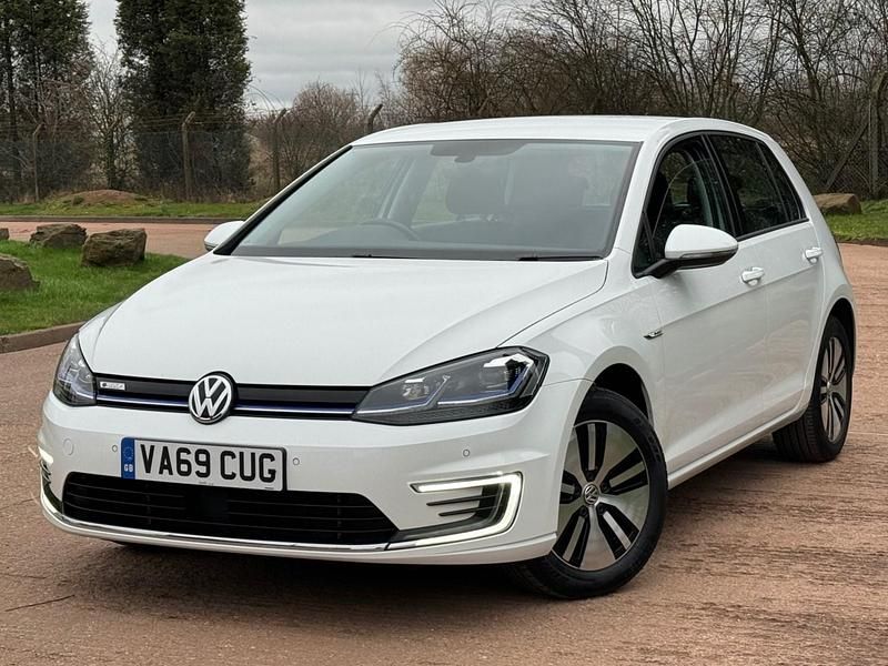 Used VW e-Golf 99 kW (135 HP) 2020 White Hatchback