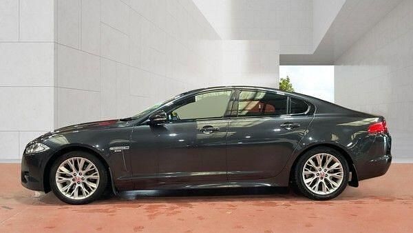 Second-hand Jaguar XF R-Sport 200 CP (147 kW) 2013 Gri Berlinǎ