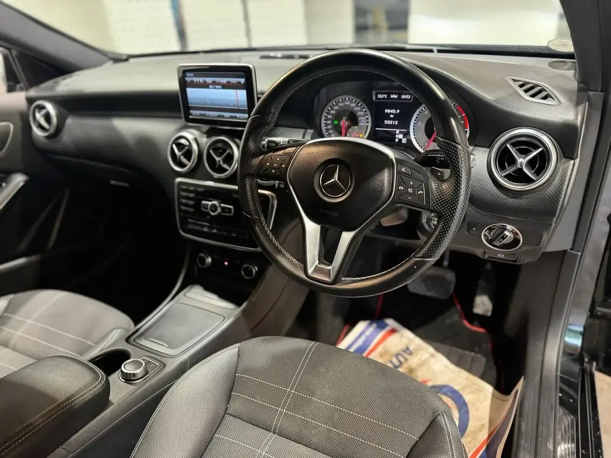 Used Mercedes A180 2013 Black Hatchback