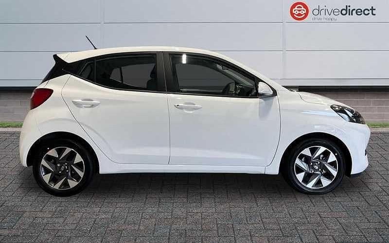 New Hyundai i10 Advanced 79 HP (58 kW) 2025 Special solid paint  atlas white Hatchback