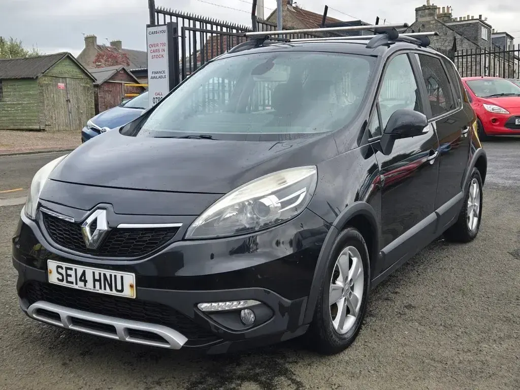 Used Renault Scénic Dynamique 110 HP (80 kW) 2014 Black MPV