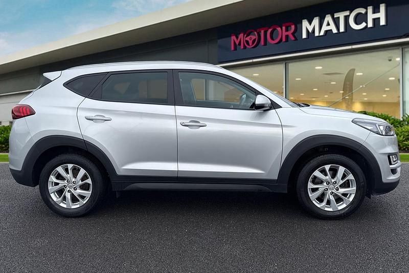 Used Hyundai Tucson SE 2019 Silver SUV