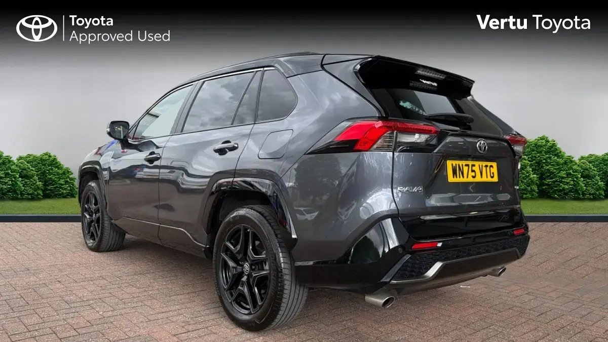 Used Toyota RAV4 Sport 306 HP (225 kW) 2025 Decuma grey bitone (metallic paint) SUV