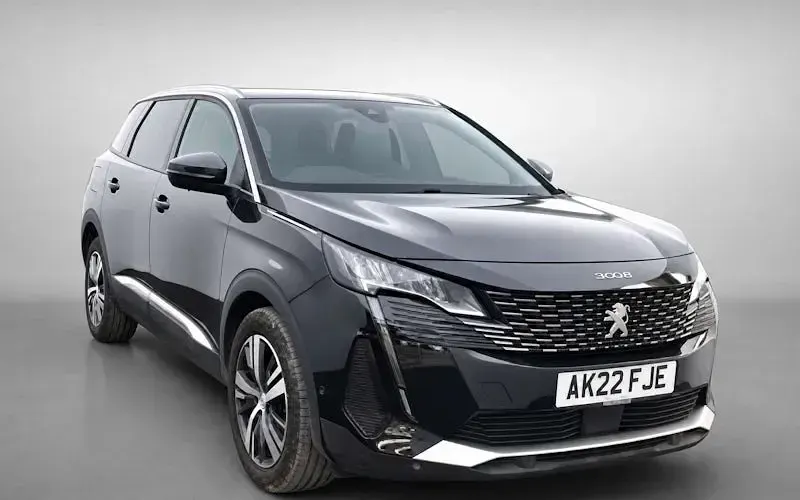Used Peugeot 5008 Allure 131 HP (96 kW) 2022 SUV