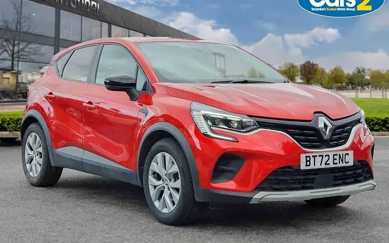 Begagnad Renault Captur Iconic 143 HK (105 kW) 2022 SUV