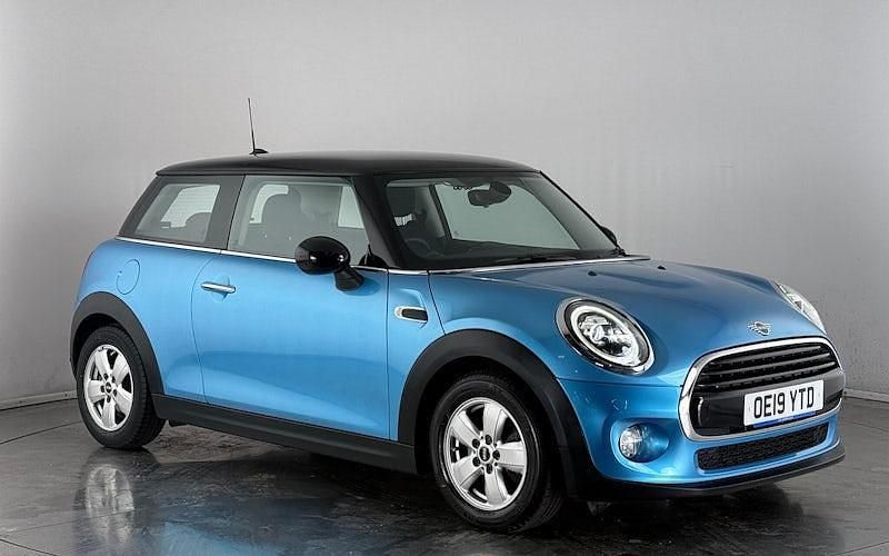 Used Mini Cooper Classic 136 HP (100 kW) 2021 Hatchback