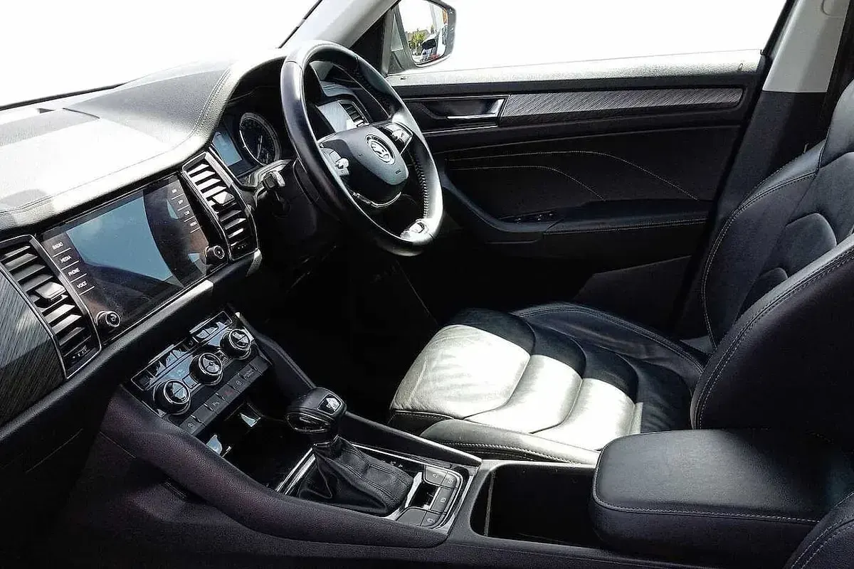 Used Skoda Kodiaq SE L Executive 150 HP (110 kW) 2022 Grey SUV