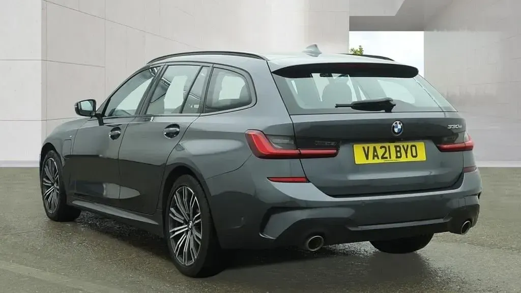 Used BMW 330e M Sport 292 HP (214 kW) 2021 Grey Estate