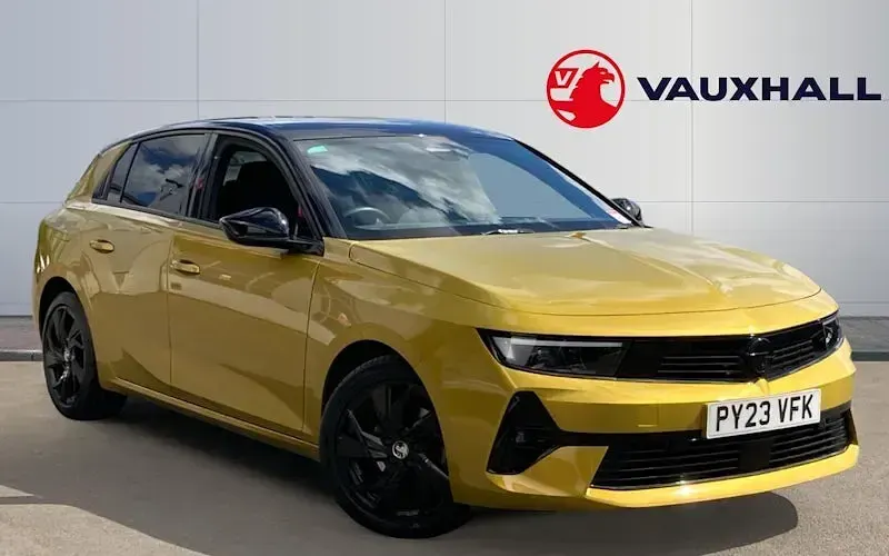 Begagnad Vauxhall Astra 131 HK (96 kW) 2026 Halvkombi