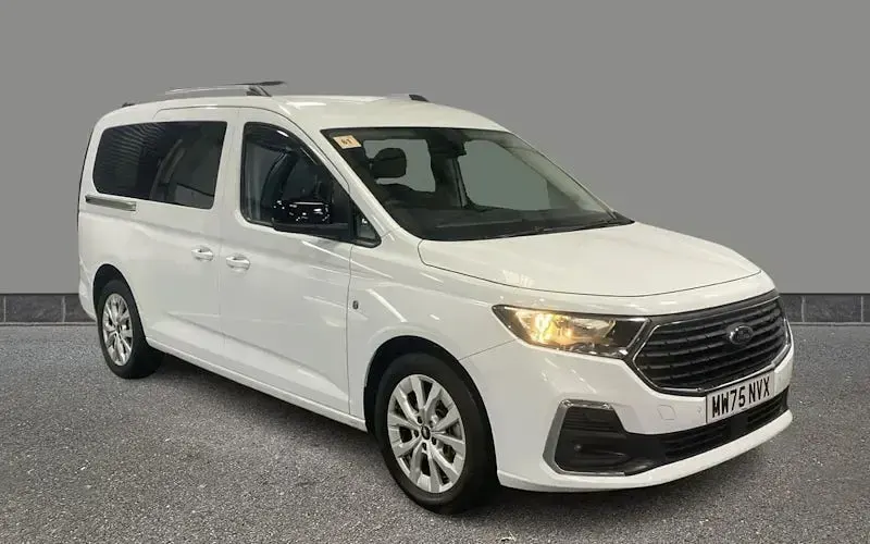 Used Ford Tourneo Titanium 122 HP (89 kW) 2026 Estate