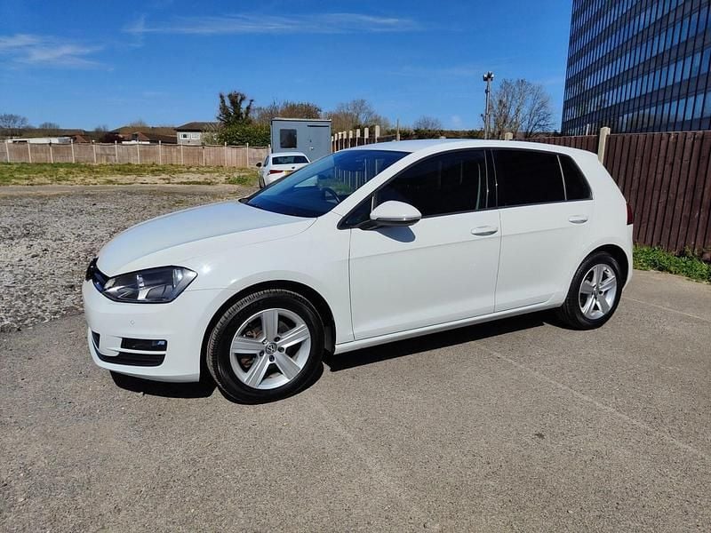 Usado VW Golf VII Match 2015 Branco Citadino