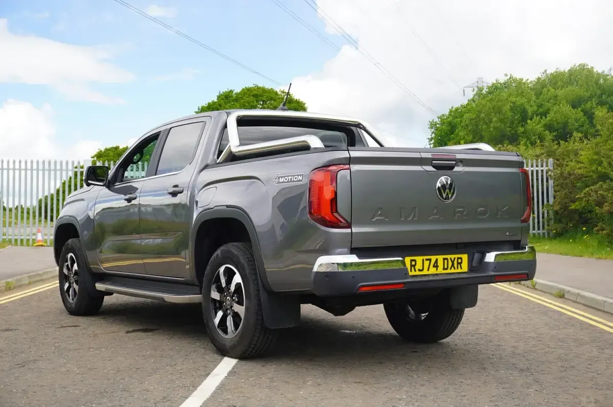 Second-hand VW Amarok Style 2024 Gri Pickup