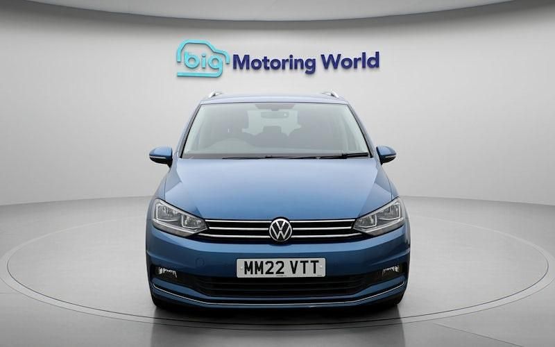 Used VW Touran SEL 150 HP (110 kW) 2024 MPV