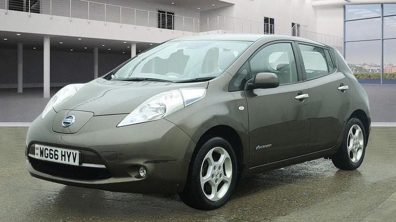 Used Nissan Leaf Acenta 80 kW (109 HP) 2016 Bronze Hatchback