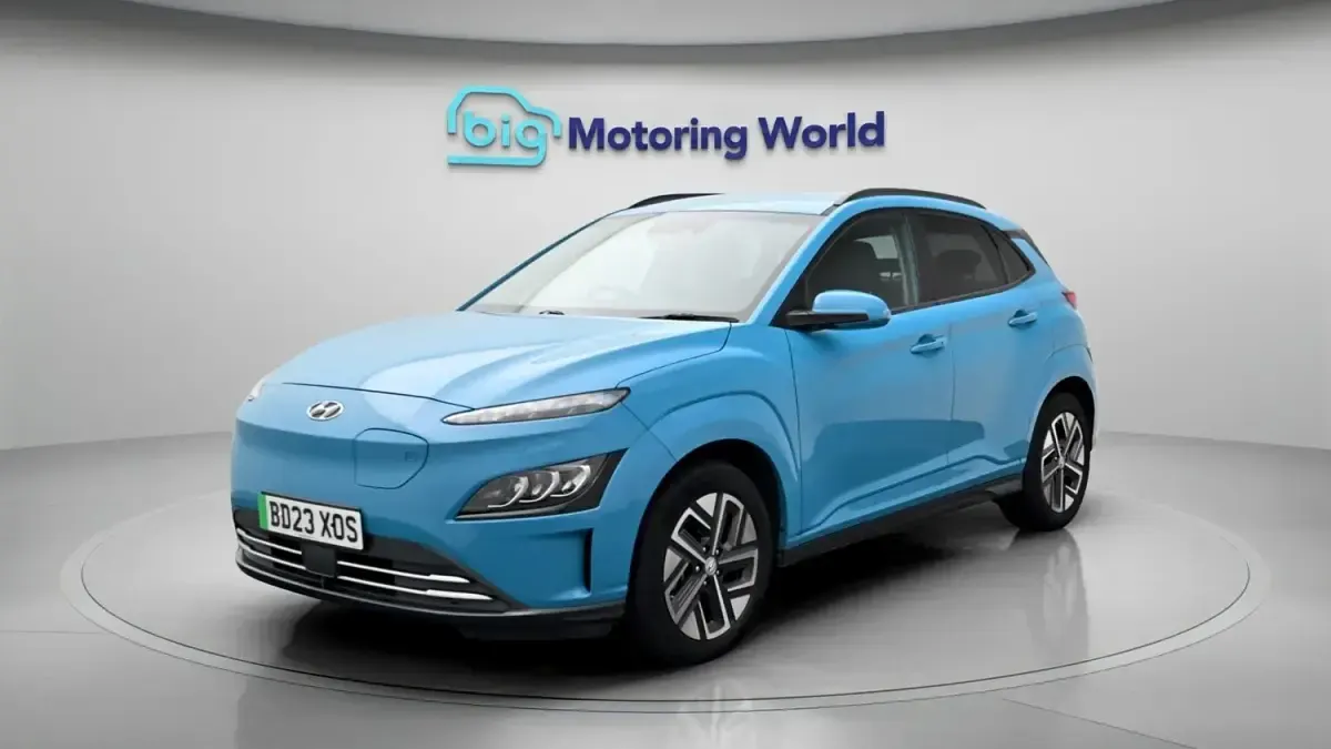 Gebraucht Hyundai Kona Premium 150 kW (204 PS) 2022 Blau SUV
