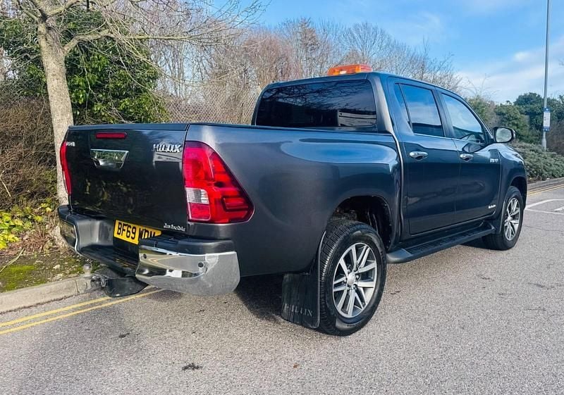 Used Toyota HiLux 2019 Grey Pickup