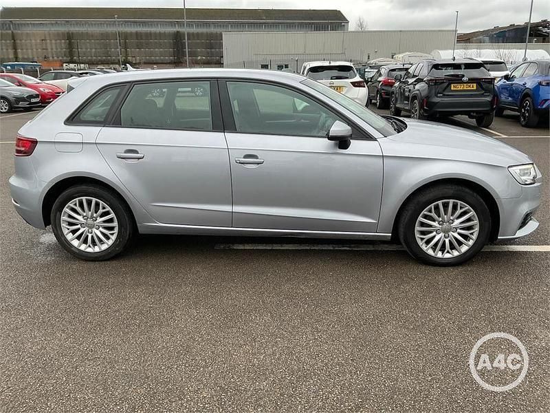 Used Audi A3 Sportback Business 2017 Silver Hatchback