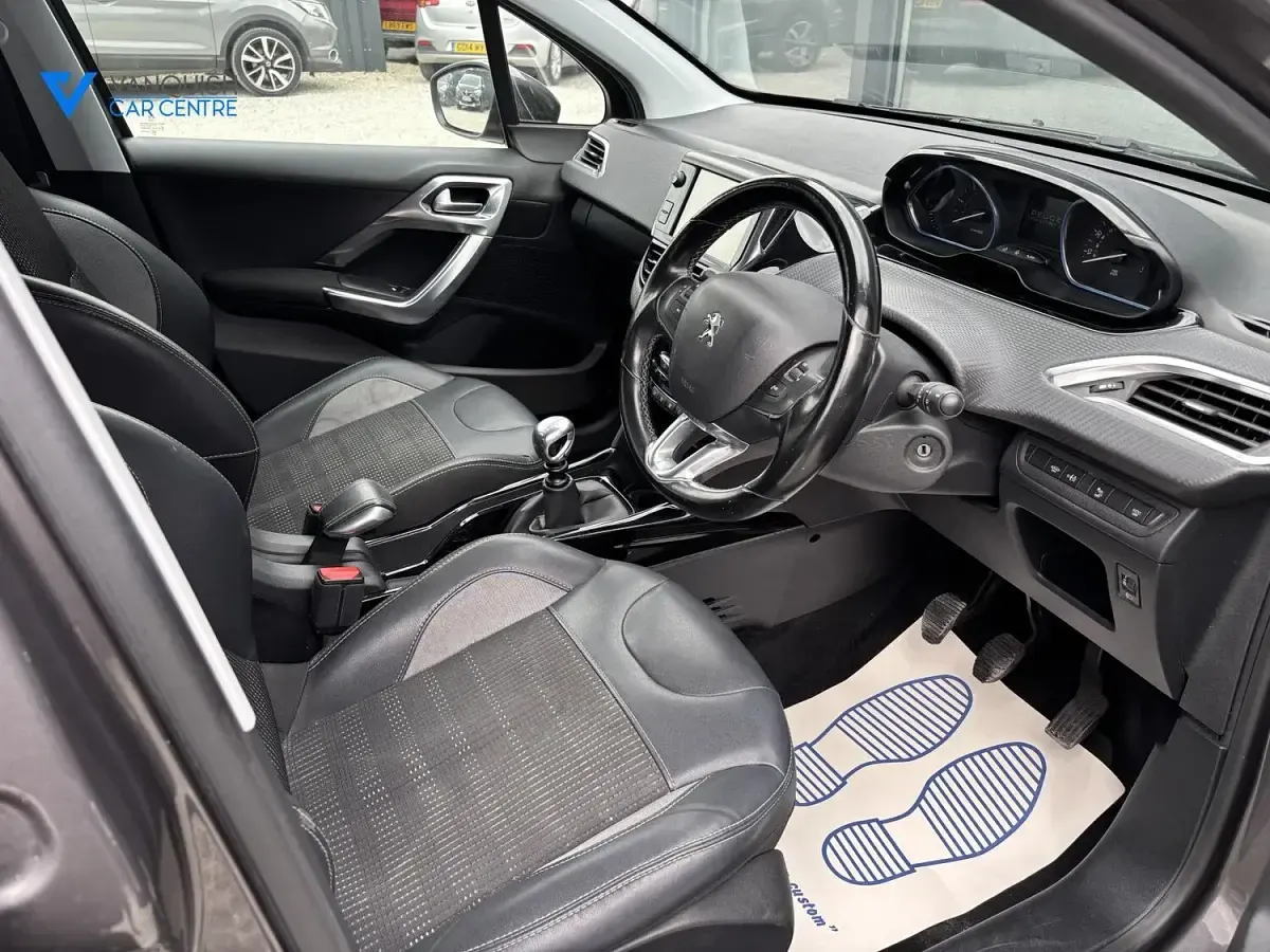 Used Peugeot 2008 Allure 120 HP (88 kW) 2016 Grey SUV